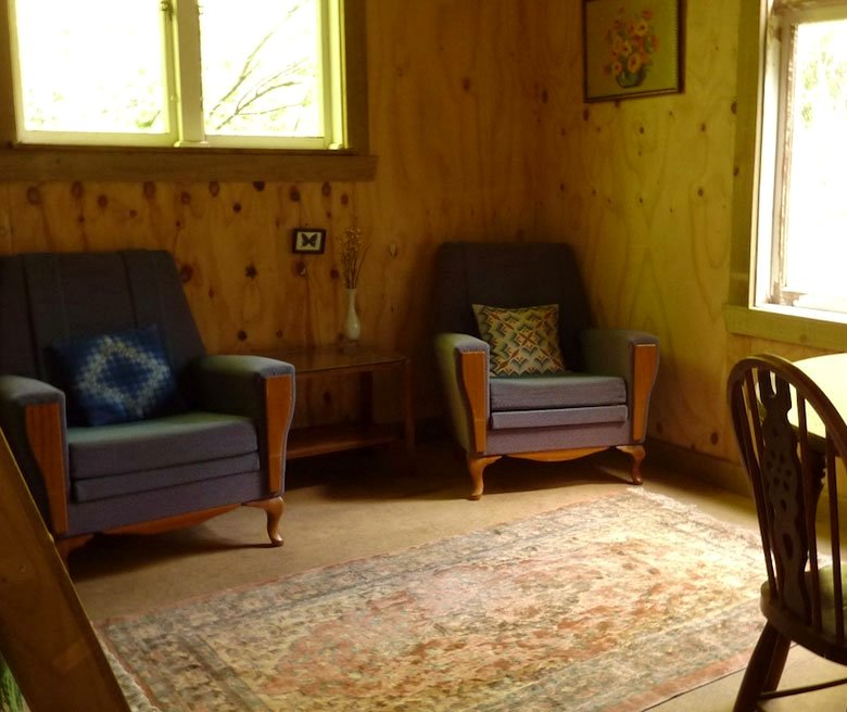 Love Shack off-grid cabin, Little River photo 2