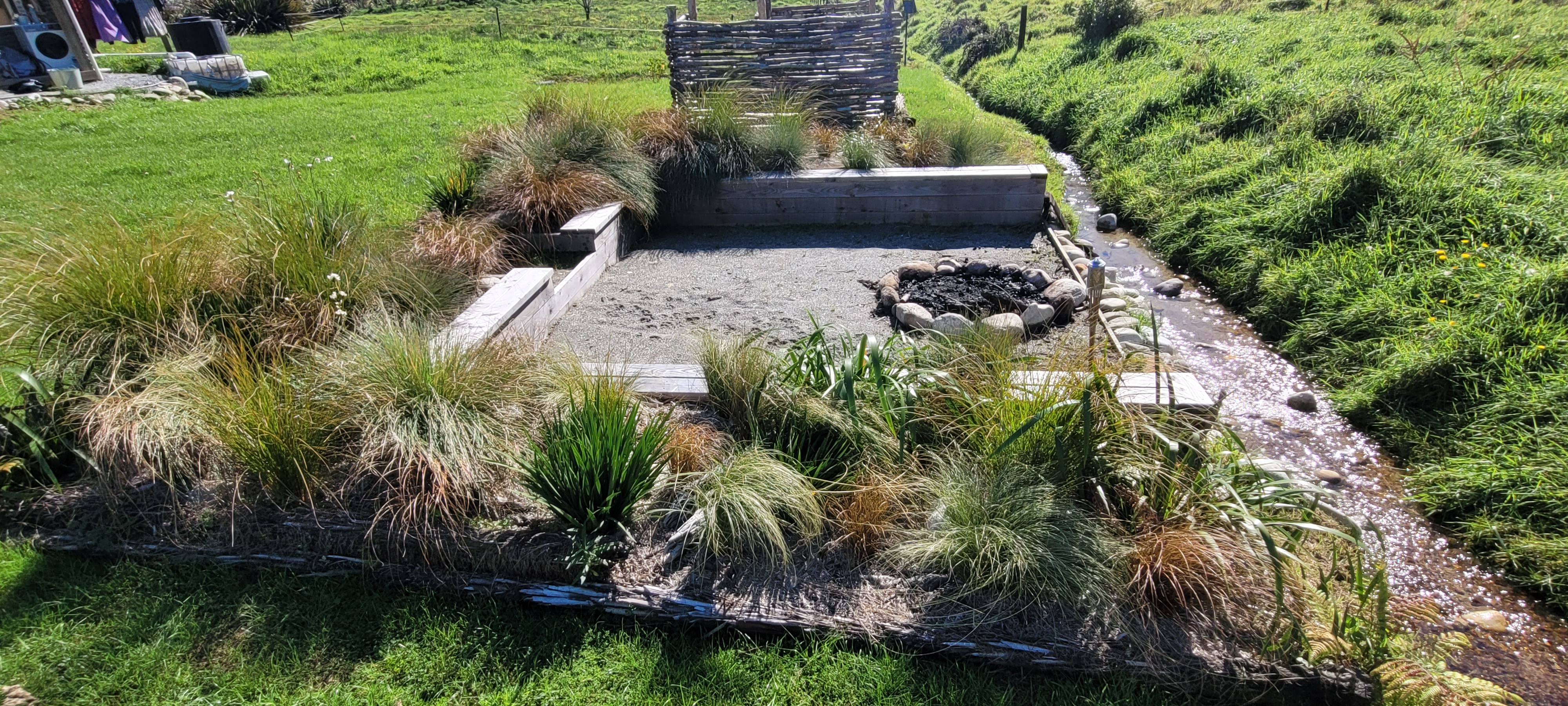 Off-grid peace and tranquility photo 2