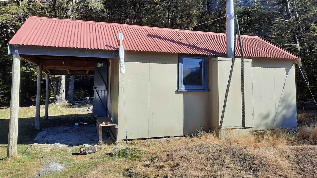 Basins Hut, hut in Canterbury