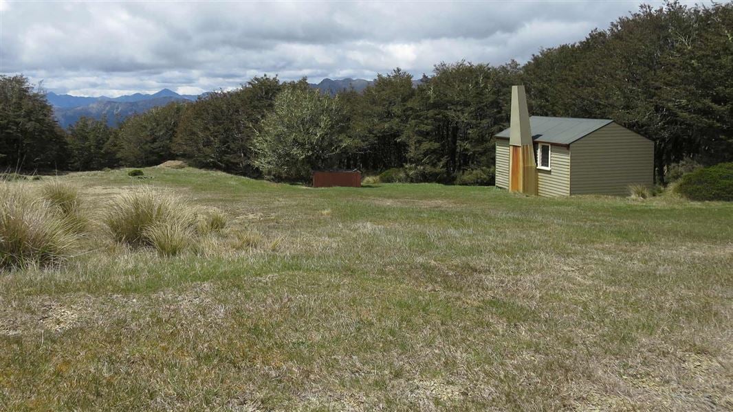 Beebys Hut, hut in Tasman