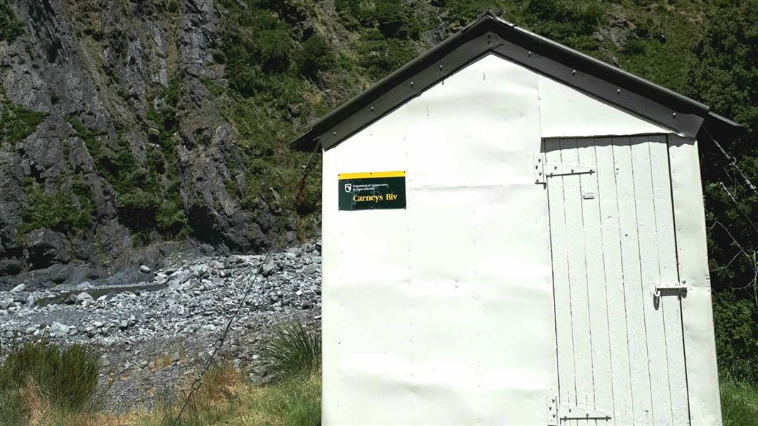 Carney's Bivvy No. 1, hut in Canterbury