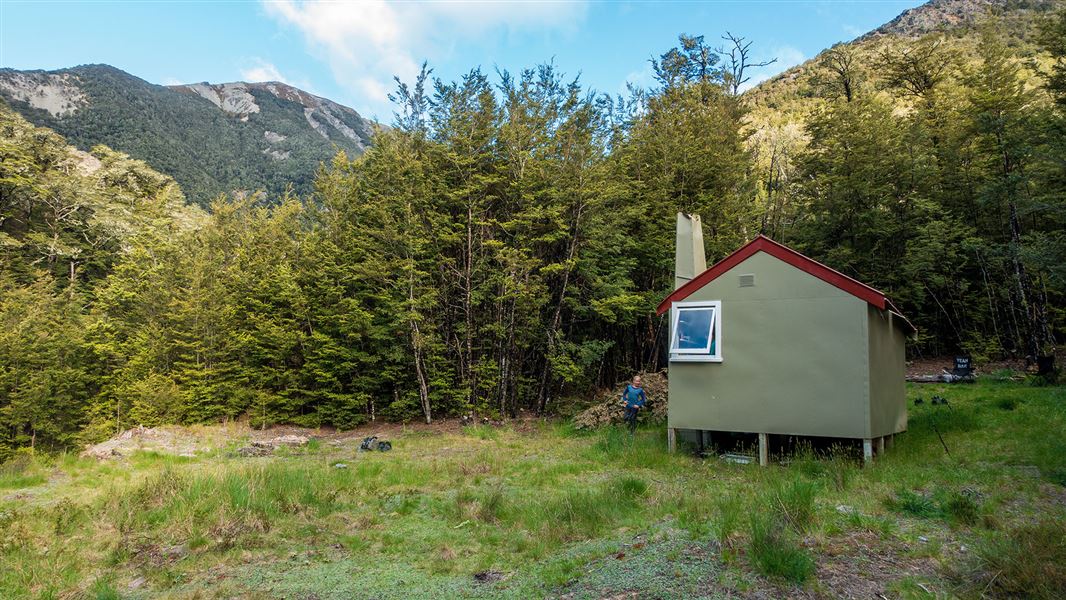 Cold Stream Hut, hut in Canterbury