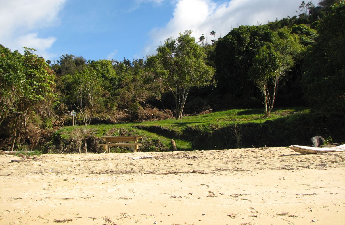 Coquille Bay campsite, campsite in Tasman