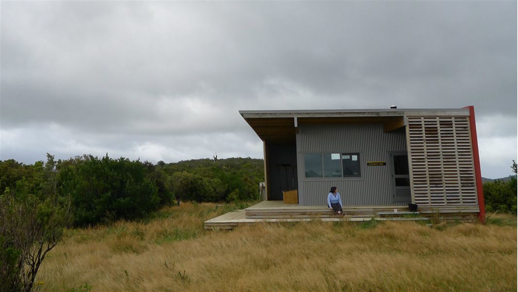 Crosbies Hut, hut in Waikato