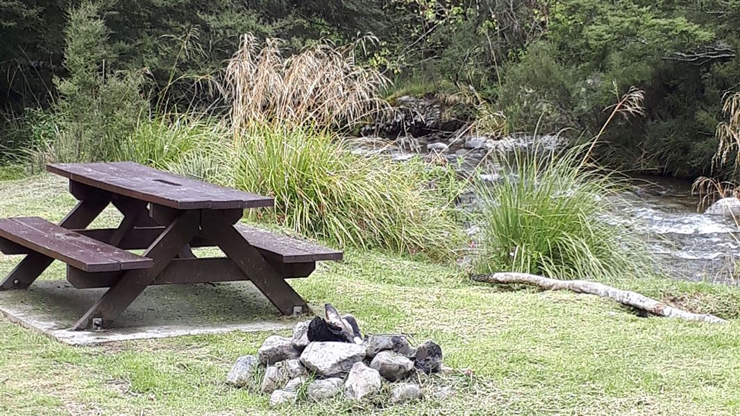 Deer Valley Campsite, campsite in Canterbury