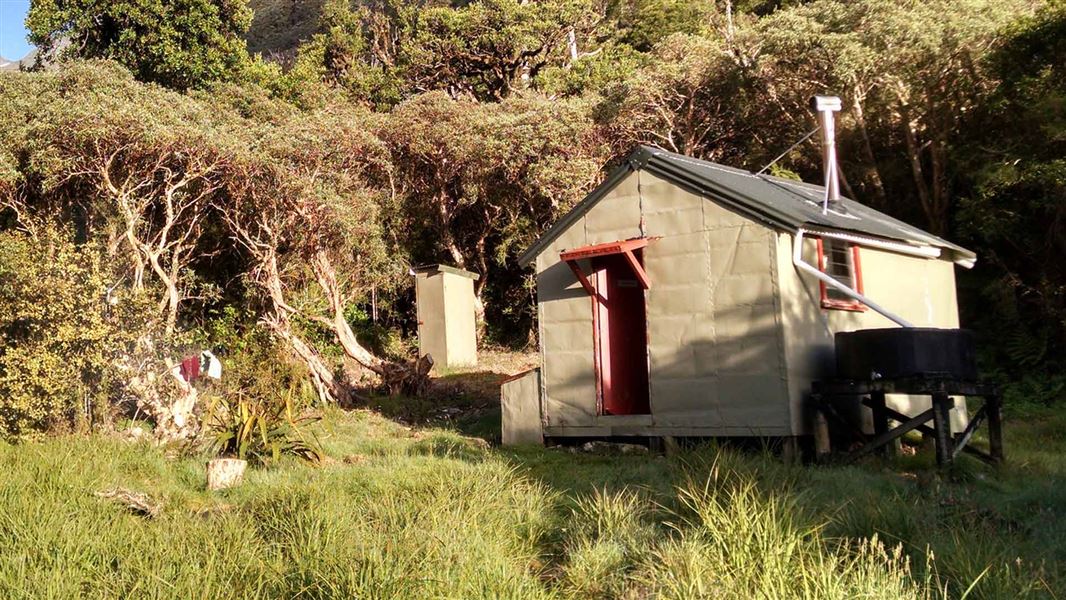 Dunns Creek Hut, hut in West Coast