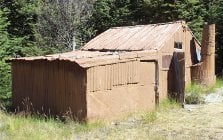 Dynamo Red Hut, hut in Otago