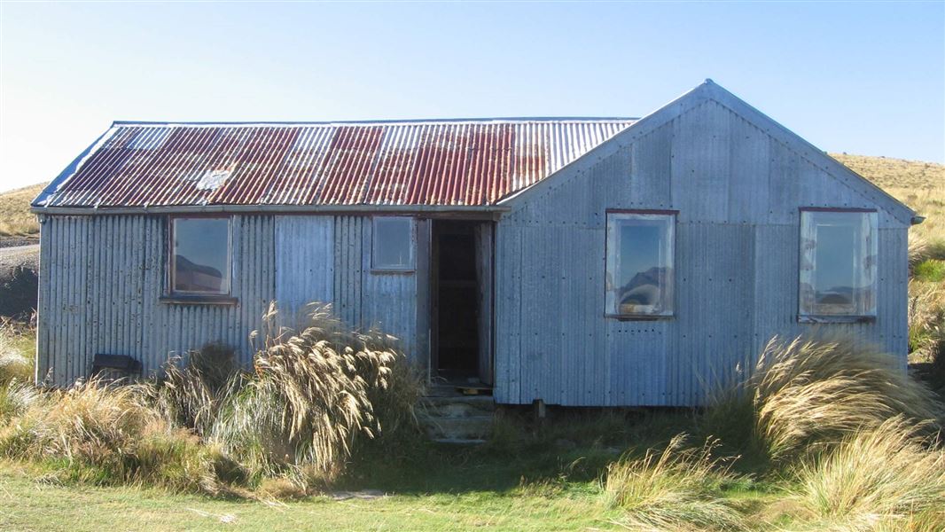 Garston Ski Hut, hut in Southland
