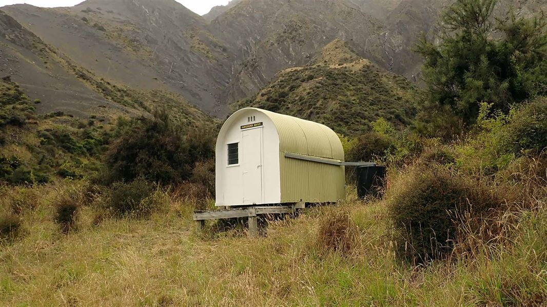 Haycocks Bivvy, hut in Canterbury