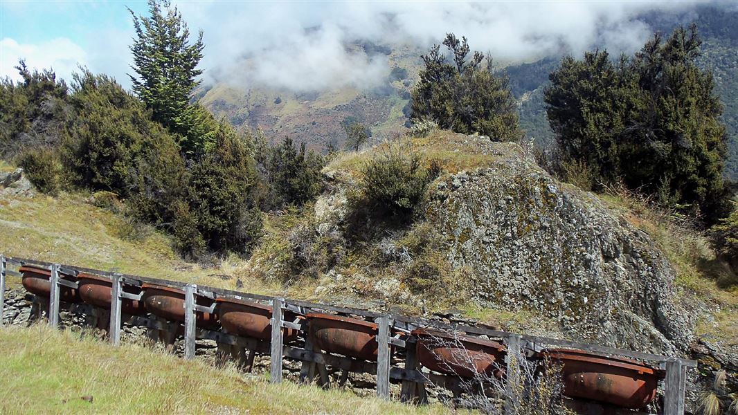 Invincible Mine Track