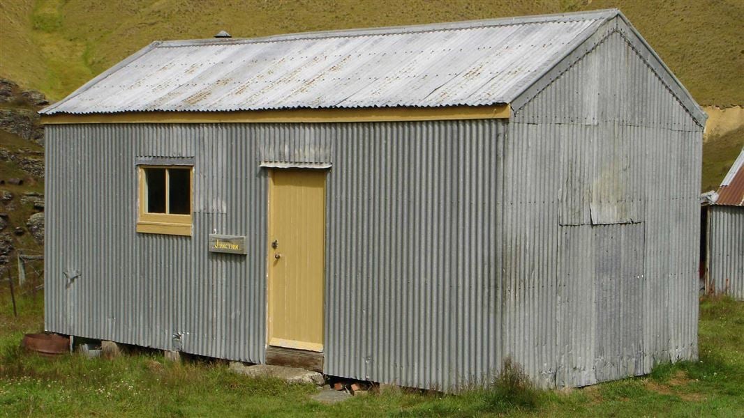 Junction Hut, hut in Otago