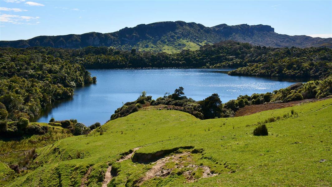 Kaihoka Lakes Walk