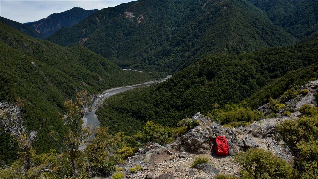 Kiwi Saddle Hut via Mt Kuripapango