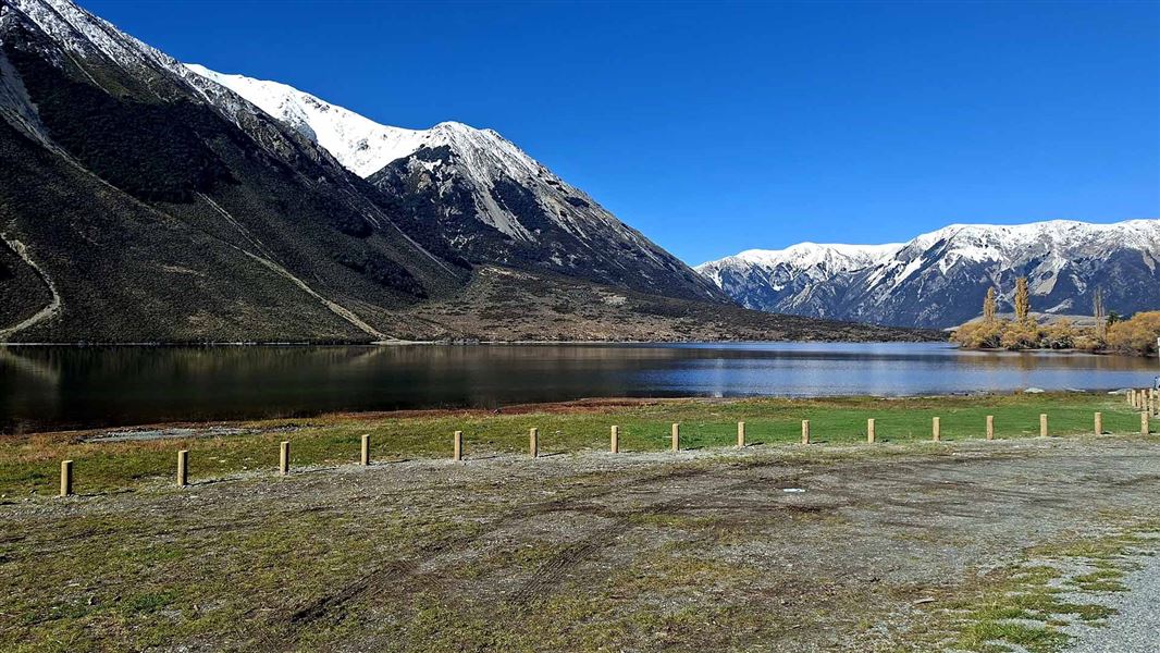 Lake Pearson (Moana Rua) Campsite, campsite in Canterbury