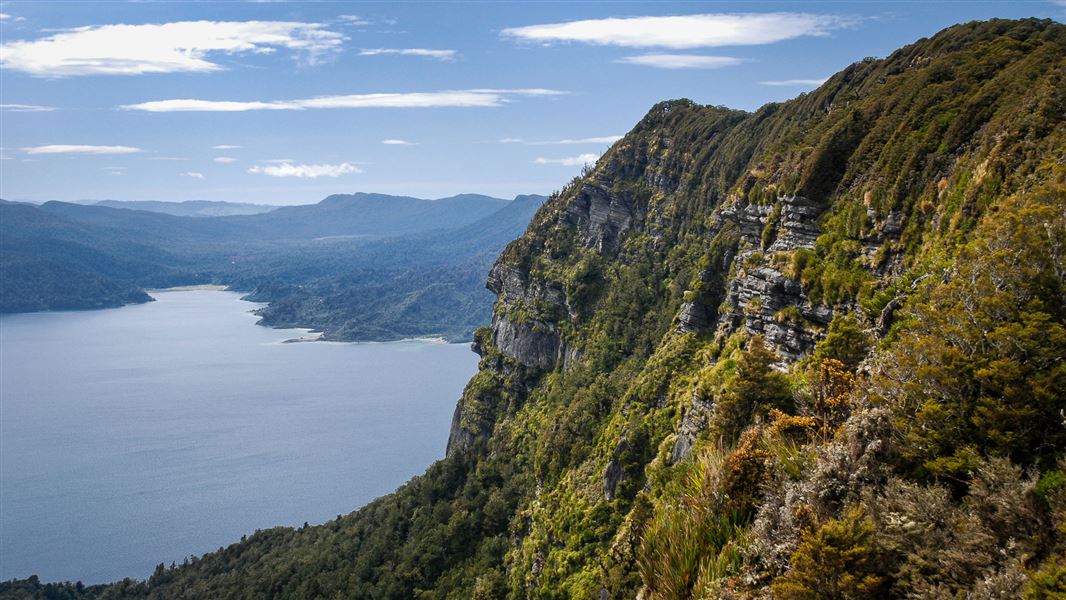 Lake Waikaremoana: Panekire Bluffs, walk in Hawke's Bay