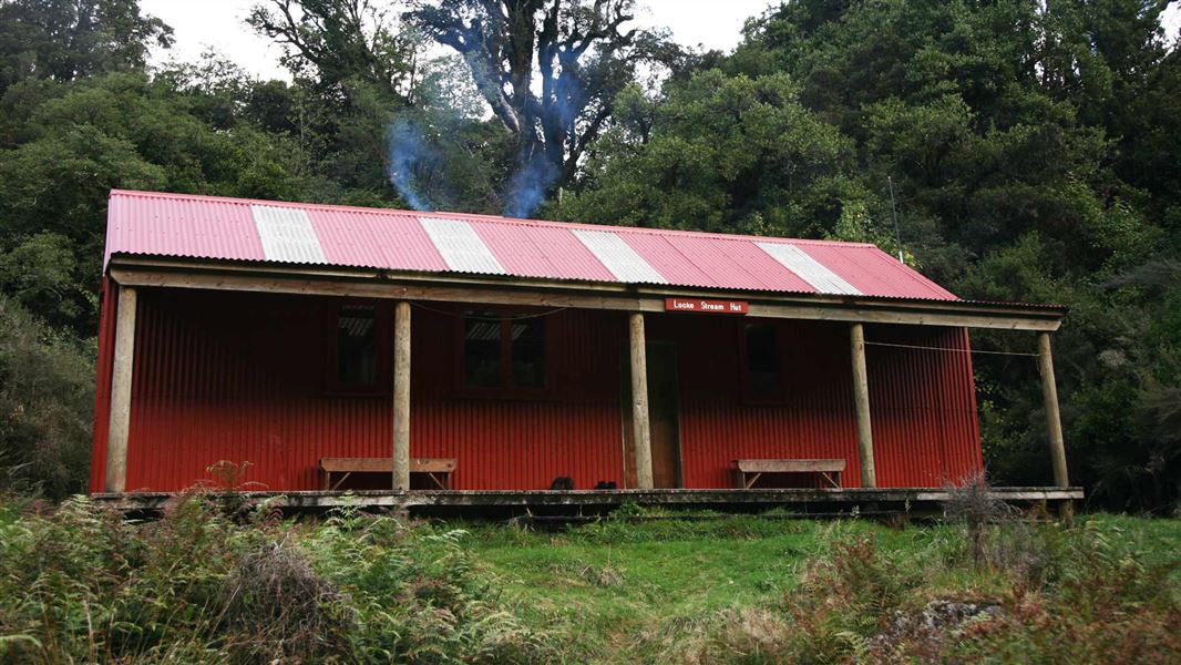 Locke Stream Hut, hut in West Coast