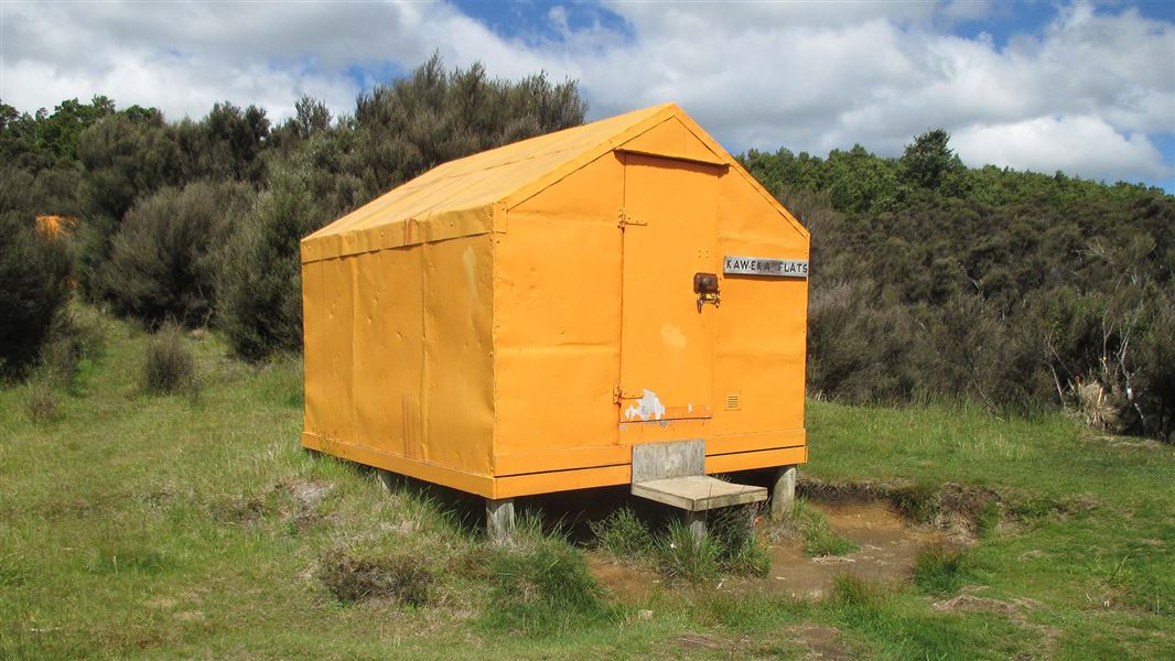 Makahu Road to Makahu Saddle (via Middle Hill Hut and Kaweka Flats)