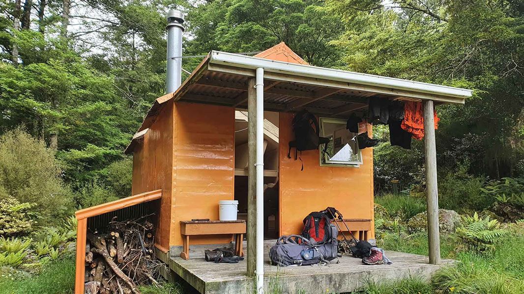Mākāretu Hut, hut in Hawke's Bay