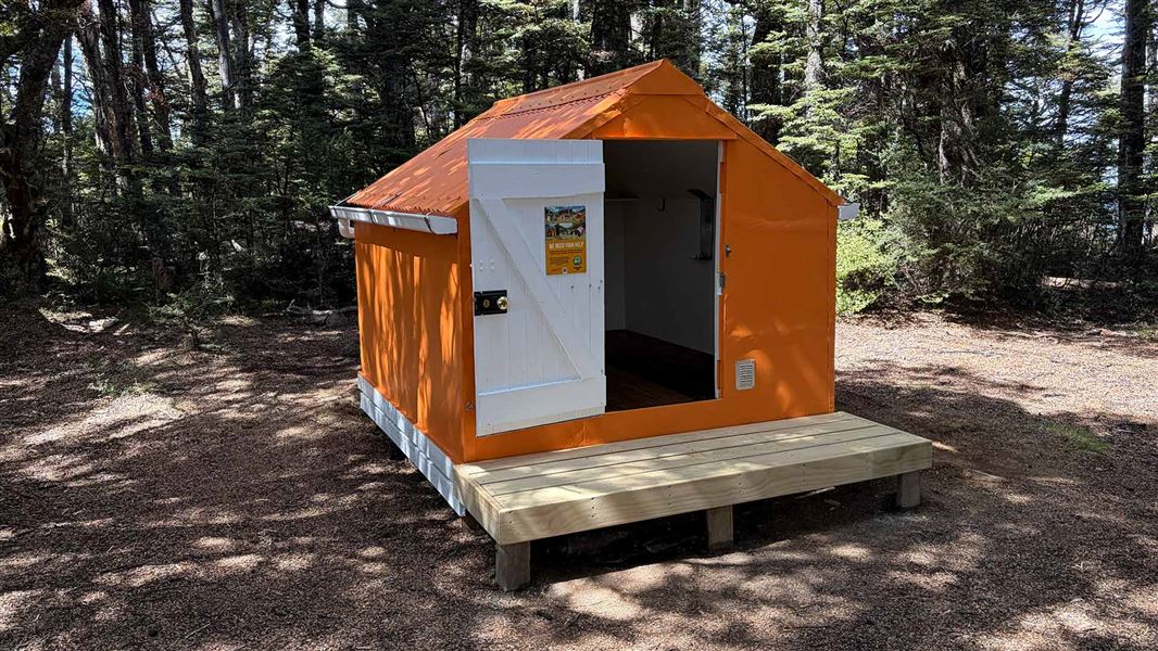 Manson Bivvy, hut in Hawke's Bay