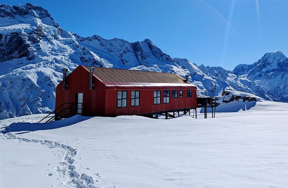 Mueller Hut, hut in Canterbury