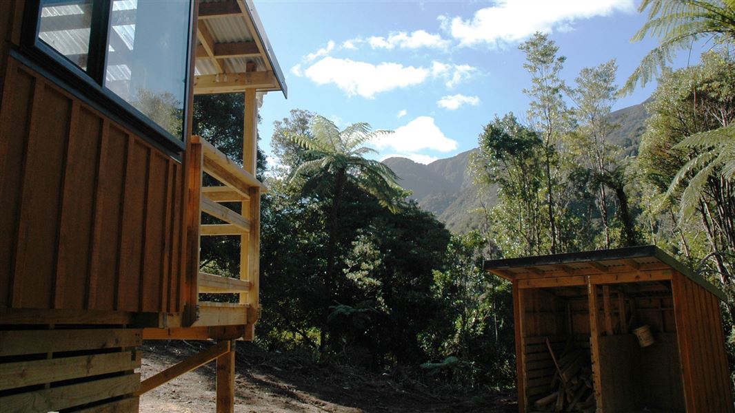 Papatahi Hut, hut in Wellington