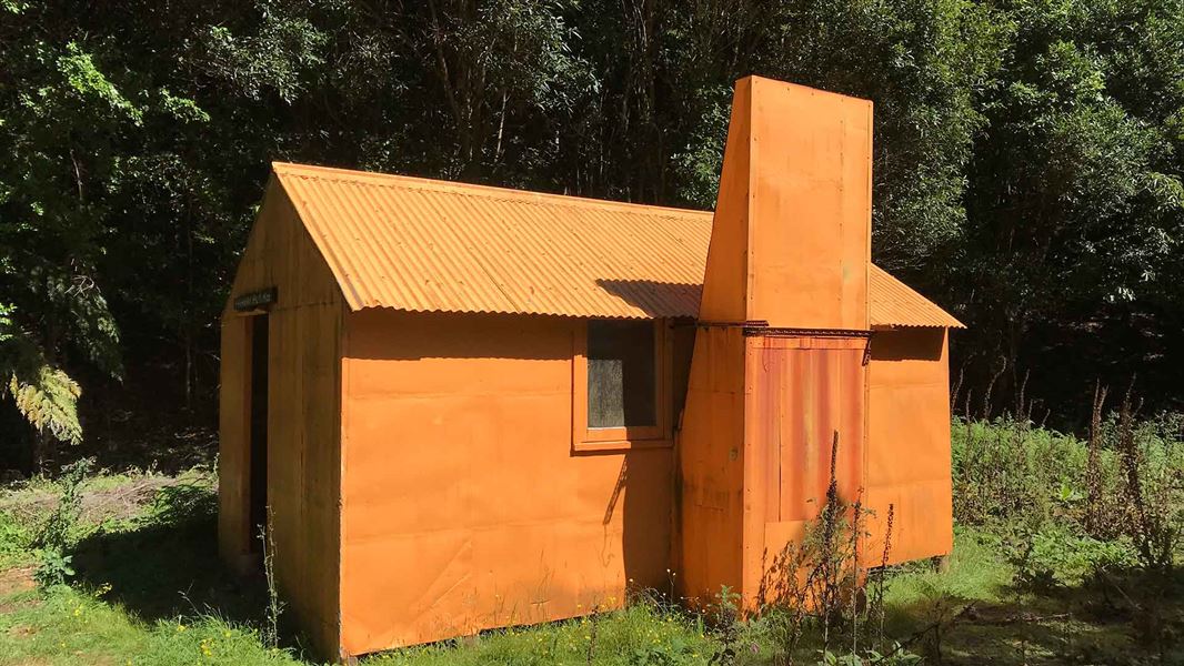 Pararaki Hut, hut in Wellington