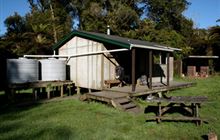 Pouri Hut, hut in Manawatū-Whanganui