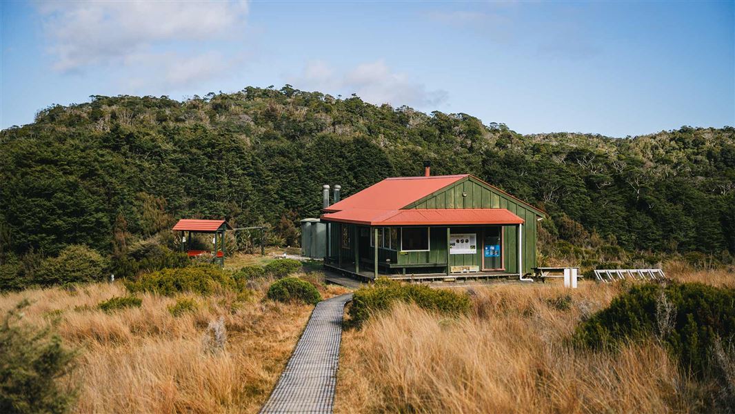 Saxon Hut, hut in Tasman
