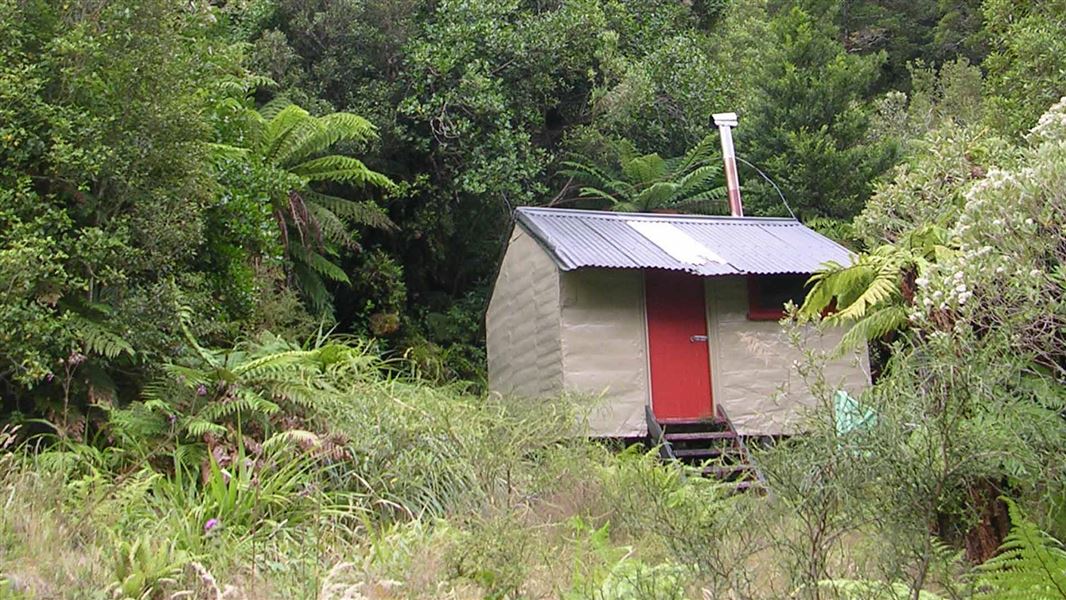 Serpentine Hut, hut in West Coast