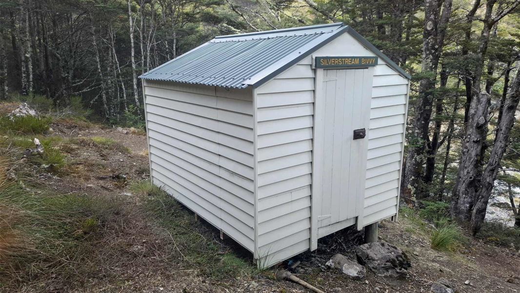 Silverstream Bivvy, hut in Marlborough