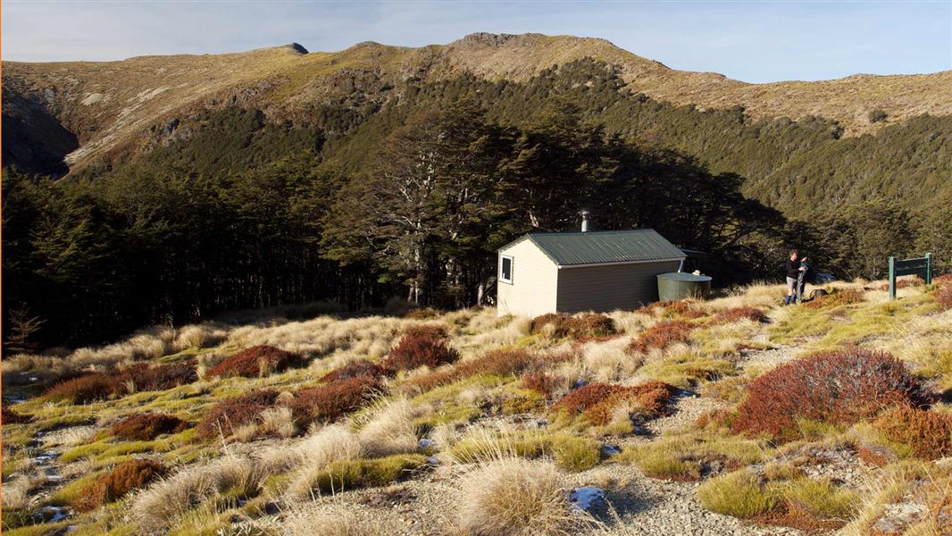 Slaty Hut, hut in Marlborough