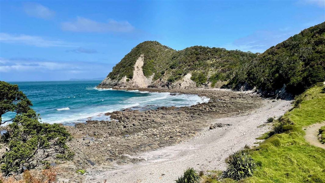 Smugglers Bay Loop Track