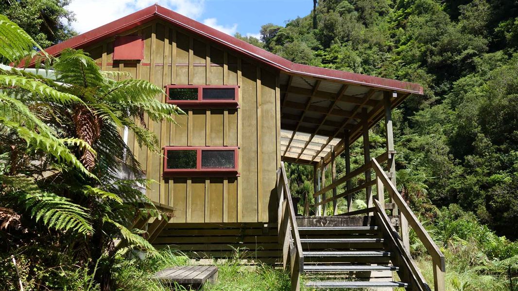 South Ohau Hut, hut in Manawatū-Whanganui