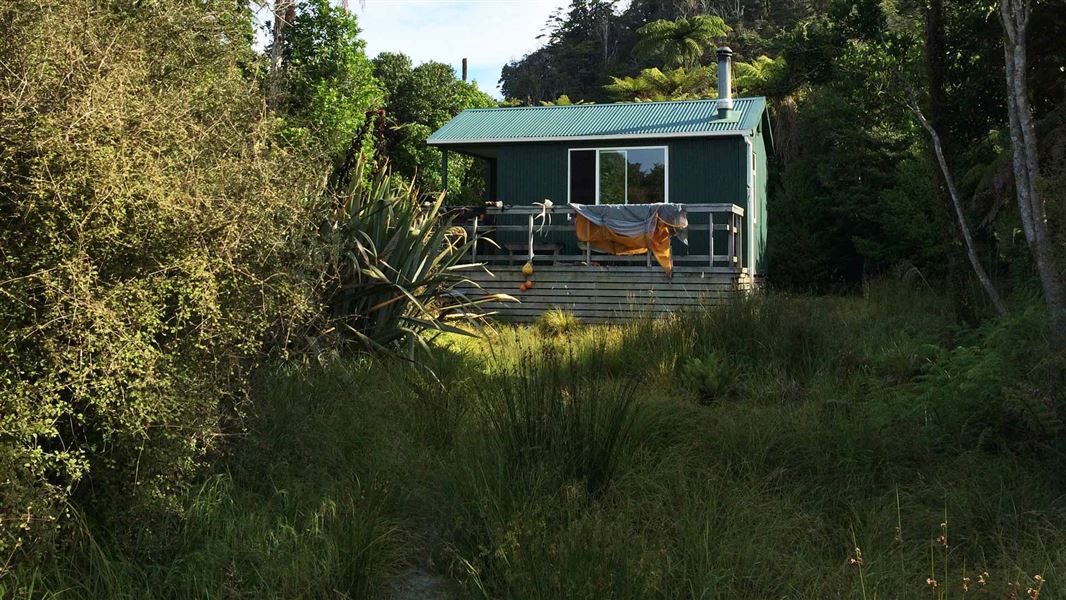 Stafford Hut, hut in West Coast
