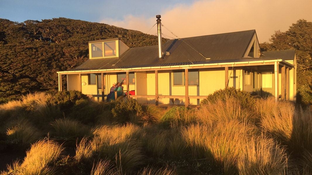 Sunrise Hut, hut in Hawke's Bay
