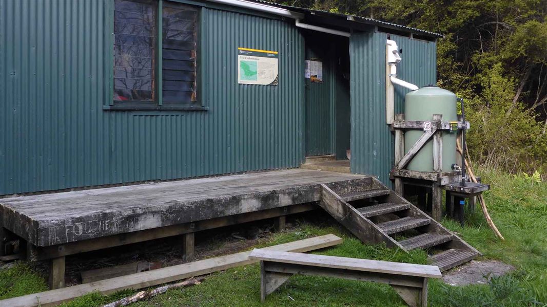 Tangihua Hut, hut in Northland
