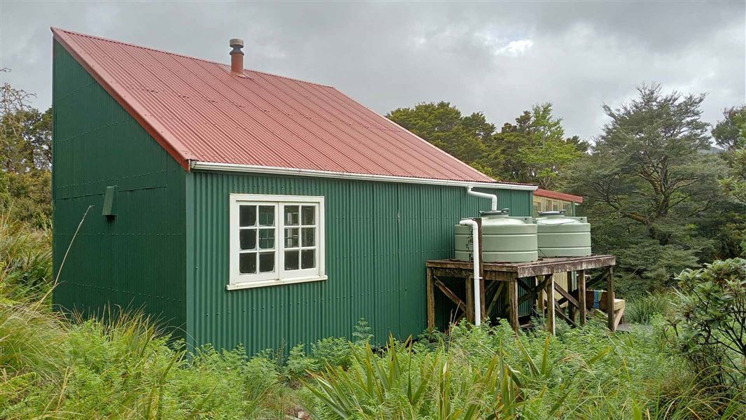 Te Matawai Hut, hut in Wellington