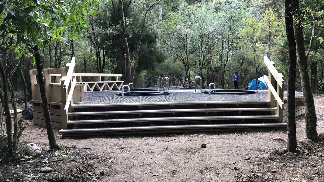 Te Puia Hut Track and Mangatainoka Hot Springs