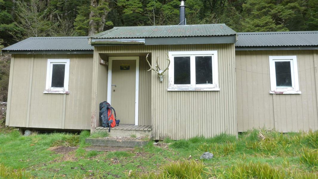 Three Mile Stream Hut, hut in Canterbury