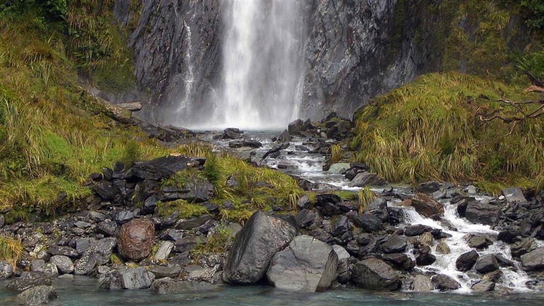 Thunder Creek Falls