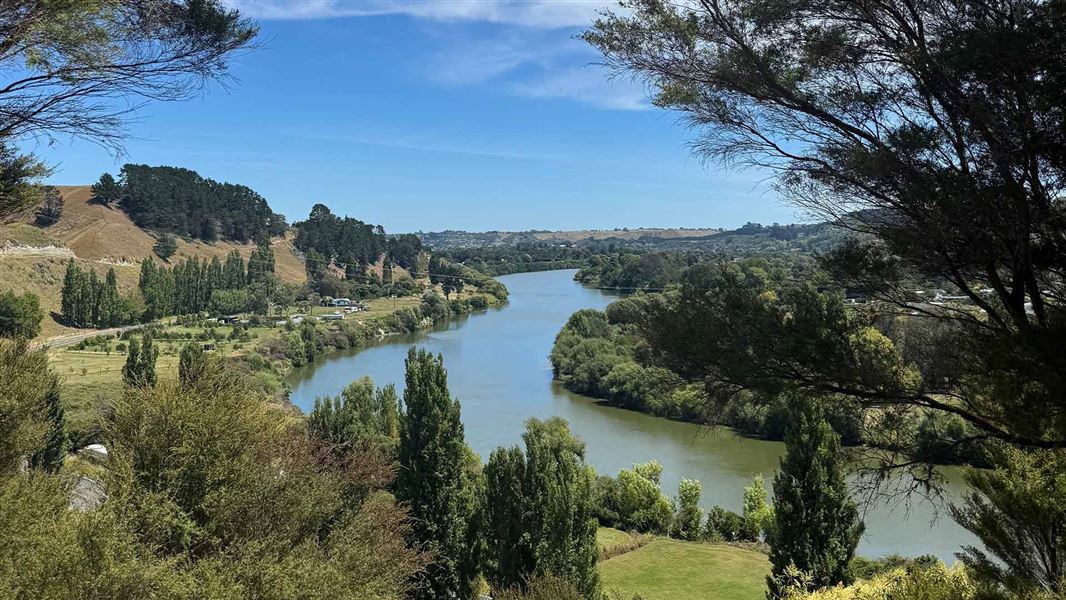 Waitaha Pā Track, walk in Manawatū-Whanganui