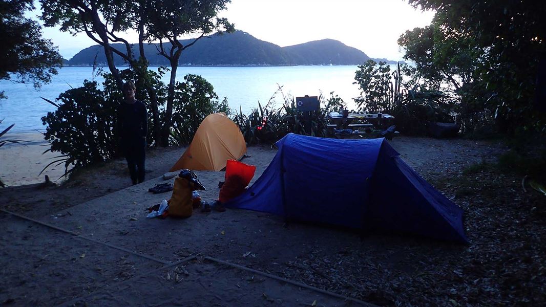 Watering Cove campsite, campsite in Tasman