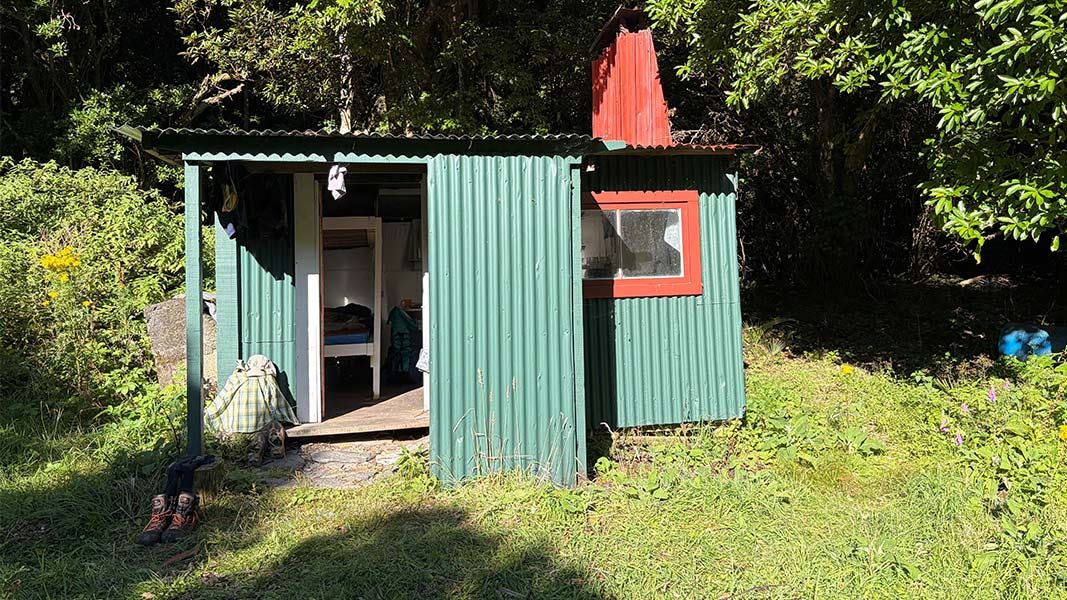 Wharepapa Hut, hut in Wellington
