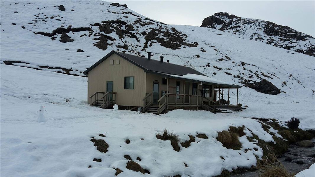 Woolshed Creek Hut, hut in Canterbury